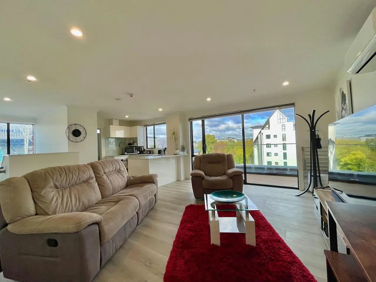 High-Rise Cbd Luxury Apartment Christchurch